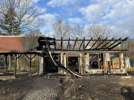 Obří požár v Ostravě: Bývalé věhlasné bistro U Bedřicha zachvátily plameny