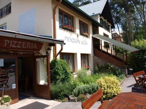 Almi - Penzion - Pizzerie Staré Splavy Exteriér fotografie