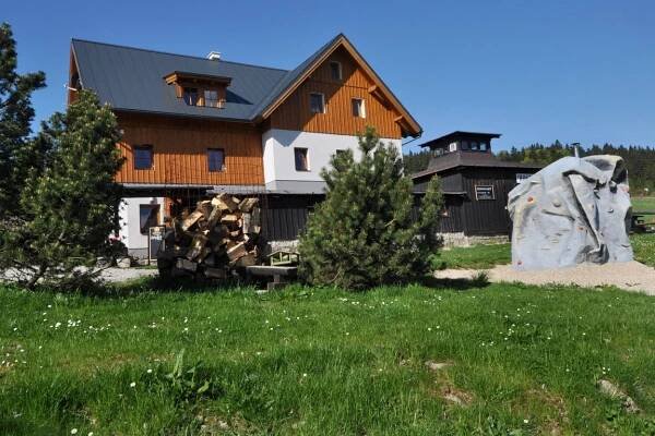 ČERTOVA HUŤ foto 1