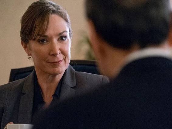 Ve jménu vlasti - Loutky - Z filmu - Elizabeth Marvel