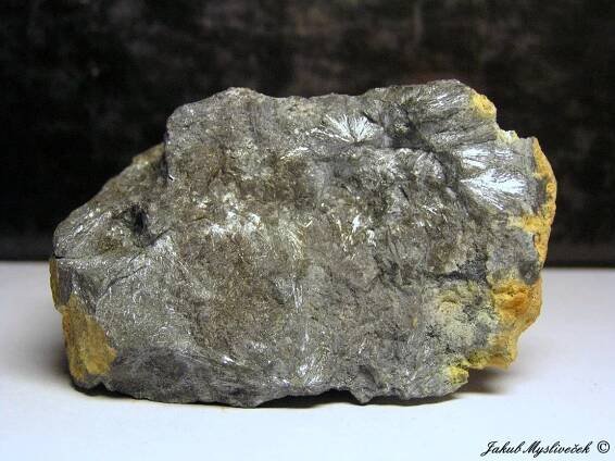 antimonit