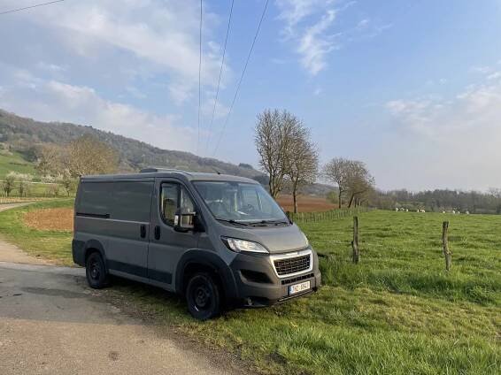 Peugeot Boxer Camper (Jaroměř) k zapůjčení za 1800 Kč/den | Půjčím.to