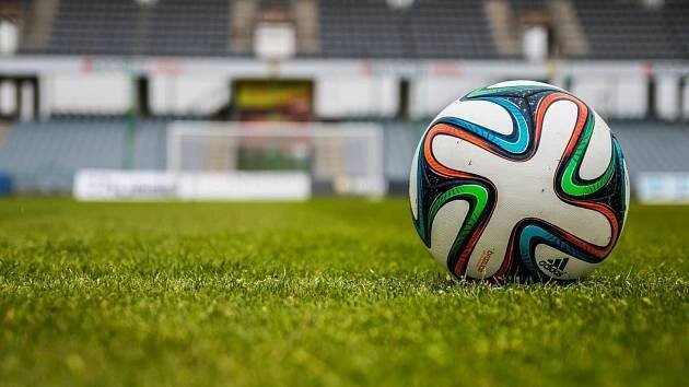Josef Sládek už probírá fotbal s Františkem Pláničkou v nebi