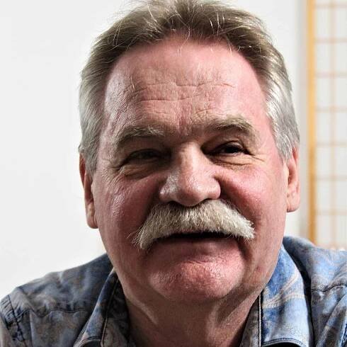 Třetí cesta – kniha nejen o vizionářích Vaculíkovi, Zikmundovi a Pavlištíkovi