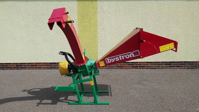 Štěpkovače za traktor / malotraktor PIRANA Bystroň - Integrace s.r.o.