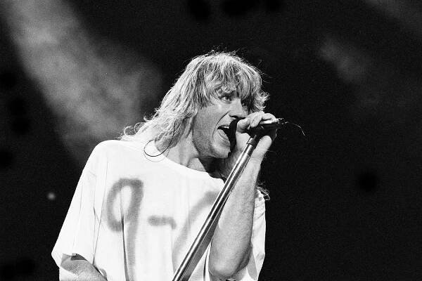 Joe Elliott of Def Leppard performs