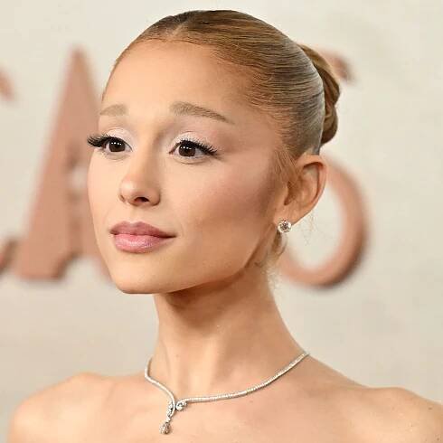 Ariana Grande Kept Up Her Classic Glinda Glam for the 2025 Oscars — See Photos