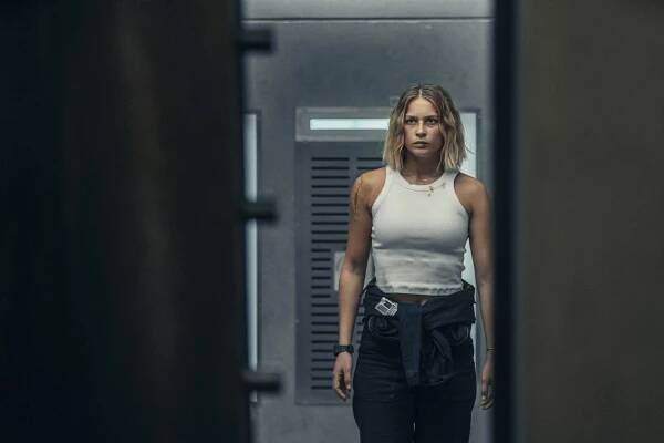 Netflix si možná připíše další hit. Tvůrci divácky oblíbeného seriálu Milé dítě připravují film o ženě hledající zmizelého