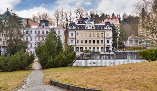 APARTMENTS CENTRAL PARK MARIENBAD - Prices & Condominium Reviews (Marianske Lazne, Czech Republic)