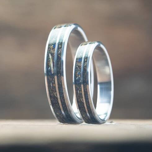 SVADOBNÉ OBRÚČKY | Black Wood Rings