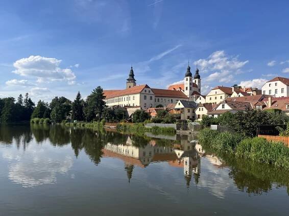 Náměstí a zámecká zahrada Zámku Telč - tip na výlet u místa "Telč" | eMimino.cz