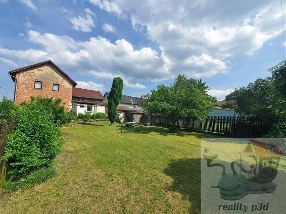 Prodej rodinného domu 320 m², pozemek 692 m², Sosnová