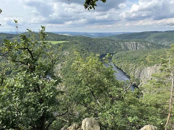 Meandr řeky Vltava: Vyhlídka Máj, Mařenka a Myšák – Ubytování U Kloučků v Potvorově – Severní Plzeňsko