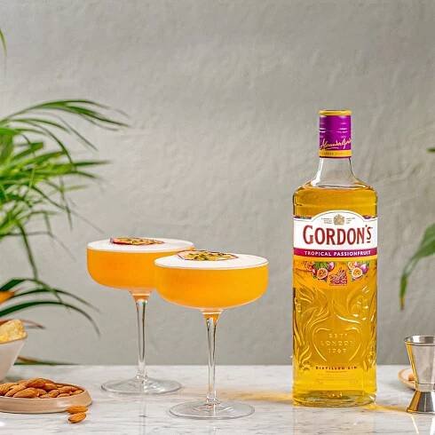 Exotický gin Gordon´s Tropical Passionfruit s příchutí šťavnaté maracuji | GASTROHOUSE