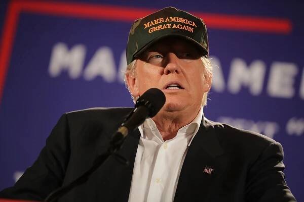 Trump continues to knock Mosul offensive, calls leaders ‘group of losers’