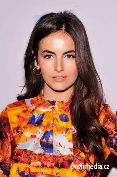 Camilla Belle - celebrity účes - HappyHair