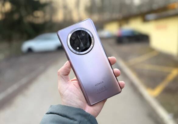 Recenze Honor Magic7 Lite: Design a výdrž na podtrženou jedničku, zbytek za tři minus