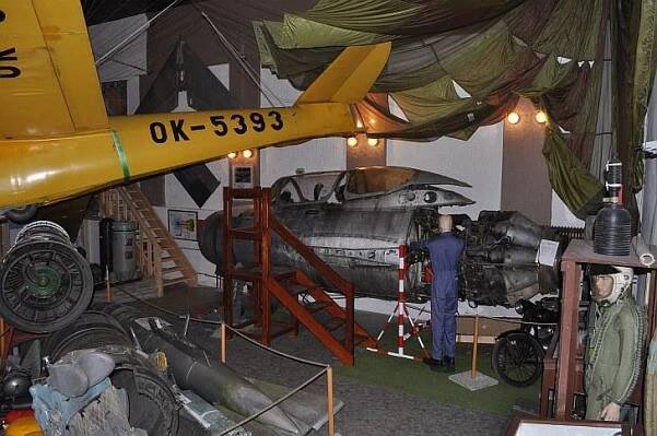 Letecké muzeum Deštná - Červená Lhota