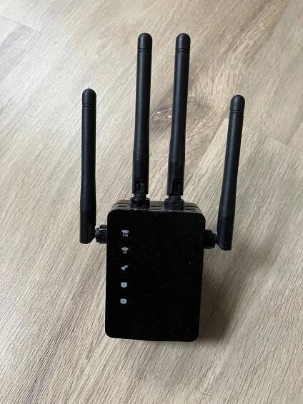 WiFi Extender Foscam WE 1 - Komponenty pro PC