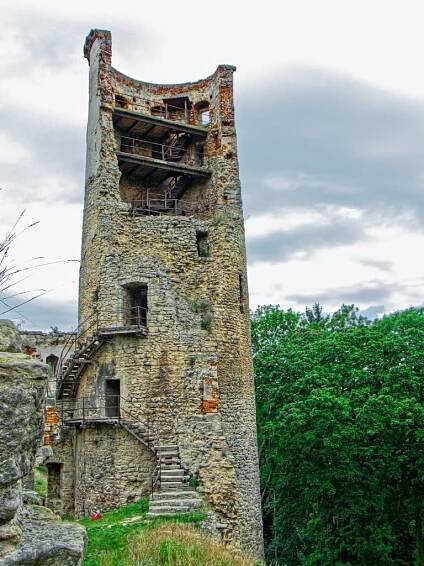 zřícenina hradu Zvířetice, Bakov nad Jizerou