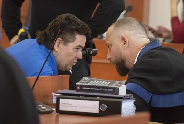 V Threeme sú šifry, vysvetľoval súdu znalec z filozofickej fakulty. Kočner sa chcel aj vyzliecť