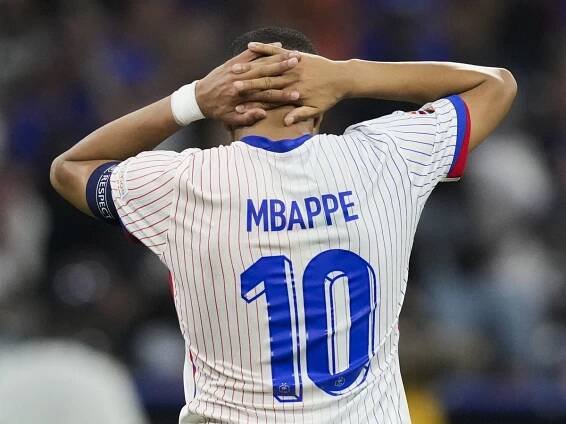Kylian Mbappé: Plat a přestup z PSG do Realu Madrid