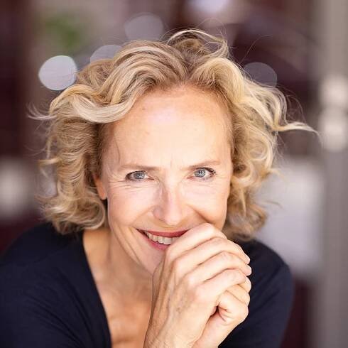 Schauspielerin Juliane Köhler in SWR1 Leute: "Ich freue mich auf Sommerurlaub mit Akkuschrauber und Yogamatte" (Foto: Daniela Pfeil)