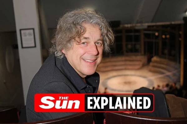How old is Alan Davies and what’s his net worth?...