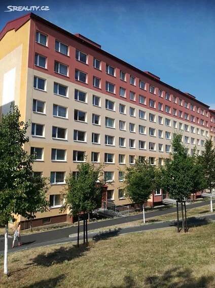 Prodej bytu 2+kk 42 m², Albrechtická, Most