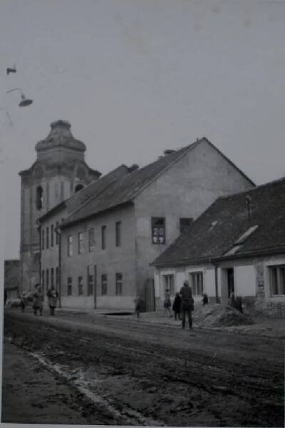Staré fotografie - Oficiální stránky obce Uherčice
