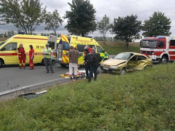 FOTOGALERIE: Pět zraněných při nehodě u Svitav