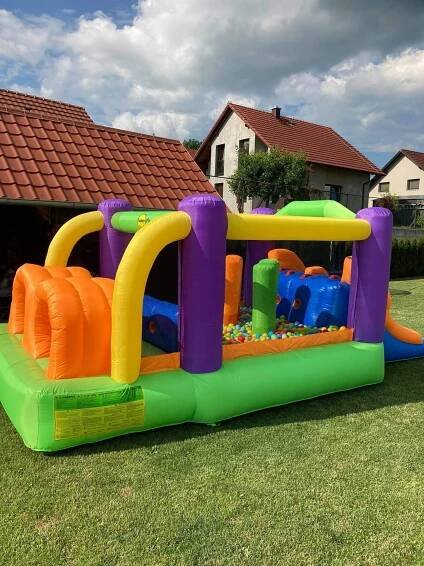 Dětský skákací hrad Plzeň- pronájem