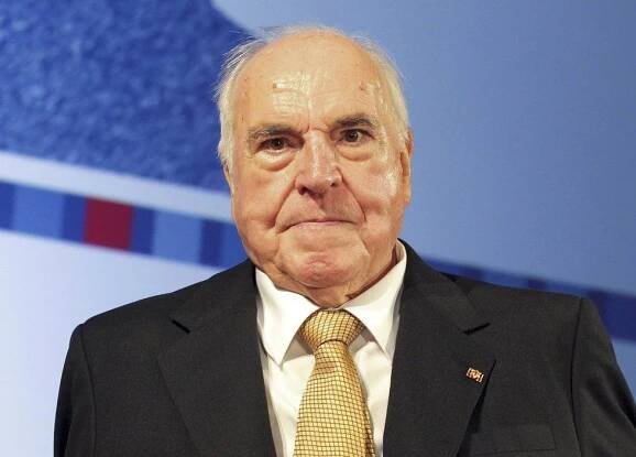 Zemřel muž, který vytáhl mladou Merkelovou: „Kohl mi zásadně změnil život“