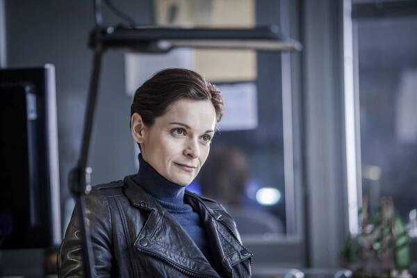 Mamon - Kapitola 3: Oheň - Z filmu - Monika A. Fingerová