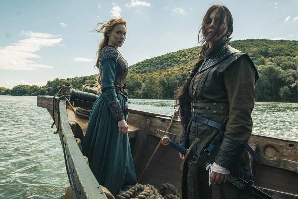 Hunyadi – Vzestup Havrana - Isten árnyéka a Földön - Promo - Vivien Rujder