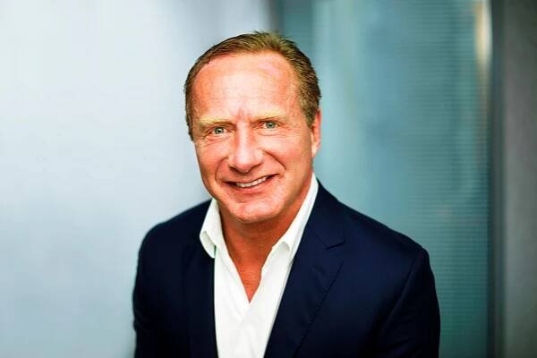 Midas_-David-Sullivan-003-åElyseMarks - Midas Travel Management