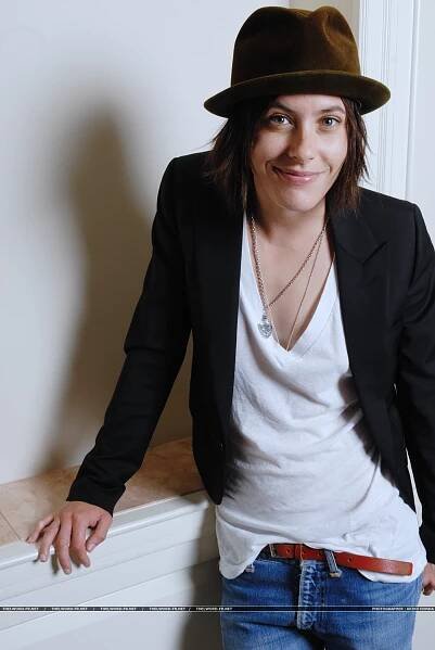 Katherine Moennig (pinterest)