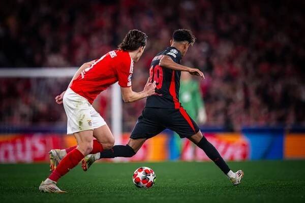 SL Benfica 4:5 FC Barcelona
