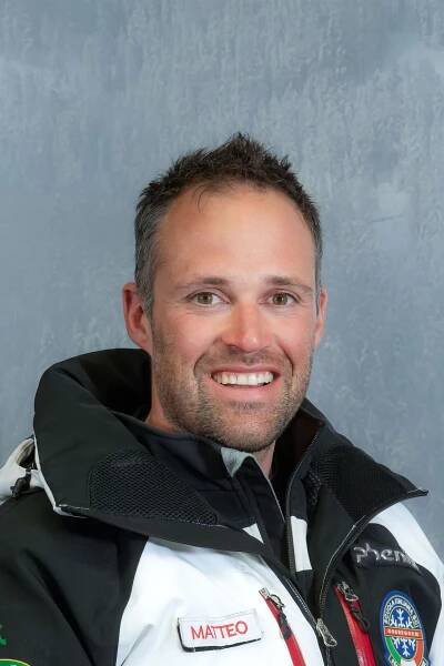Ski instructors - Ski School Obereggen, Dolomites 