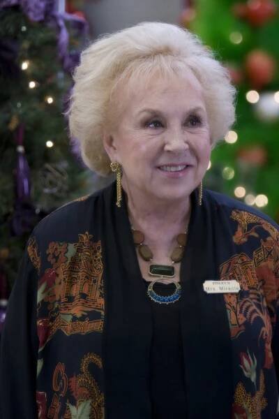 Paní Zázračná na Manhattanu - Z filmu - Doris Roberts