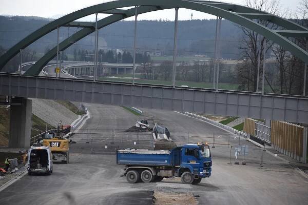 Kraj řeší zásadní dopravní stavby. Chystá obchvat Tábora i most v Protivíně