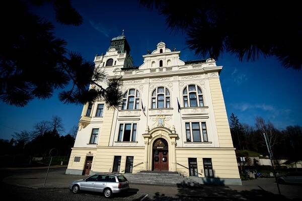 Slezská Ostrava plánuje přístavbu budovy radnice. Počítá i s podzemním parkingem