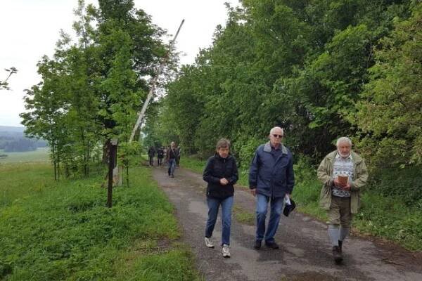 Na Tachovsku blízko státních hranic se potkali Češi a Němci. Při společném sympoziu ve vesnici Obora a v nedalekém městečku Bärnau  | foto: Lukáš Milota,  Český rozhlas