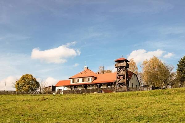 Hostinec s rozhlednou U Holáňů foto 1