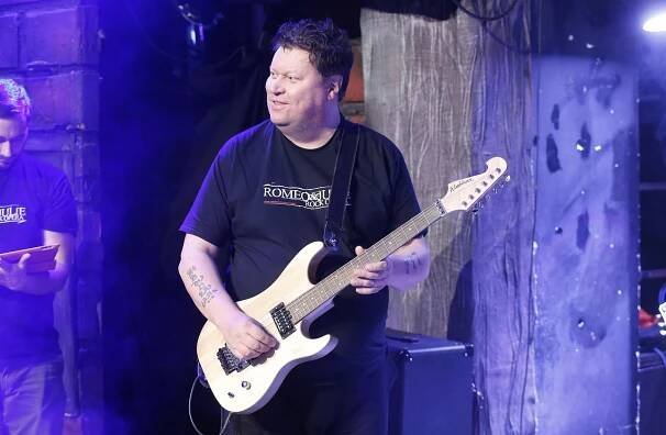 Timo Tolkki po Dominičině pokusu o sebevraždu: Pošlete prachy a naučím vás hrát na kytaru