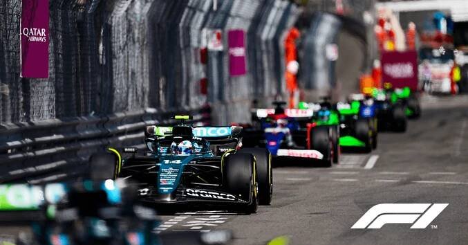 MacLaren vítězí po 26 letech v poháru konstruktérů Formule 1