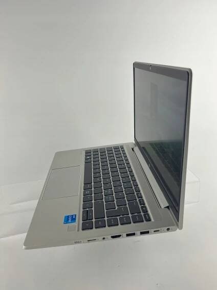 Notebook HP ProBook 440 G8 14" Intel Core i5 16 GB / 256 GB SSD P209 Úhlopříčka displeje 14"