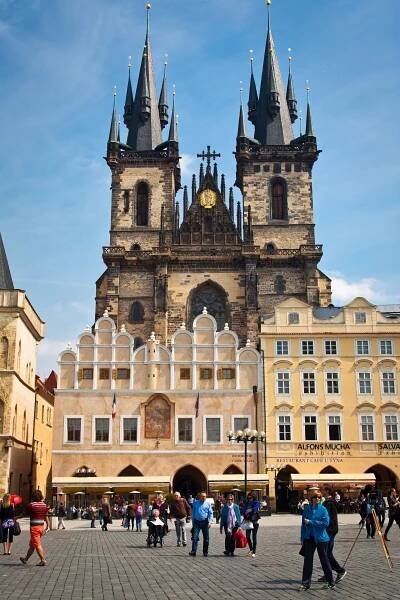 Soubor:Our lady before Tyn.jpg – Wikipedie