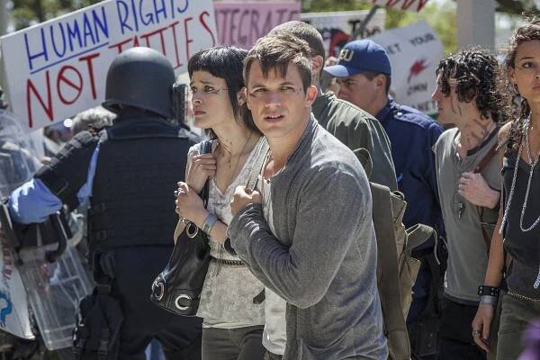 Brina Palencia, Matt Lanter - Láska vo hviezdach - Pilot - Z filmu