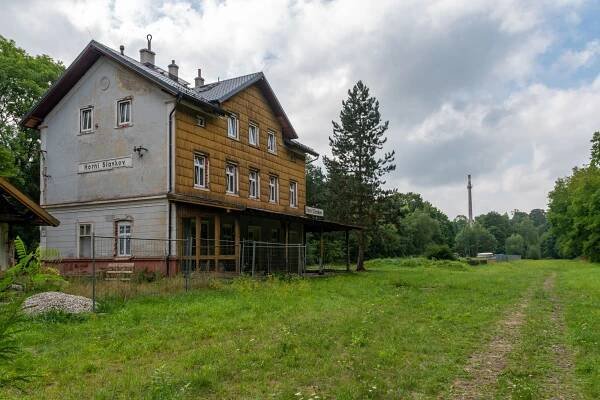 Fotografie - Bývalé nádraží Horní Slavkov - 25.08.2022